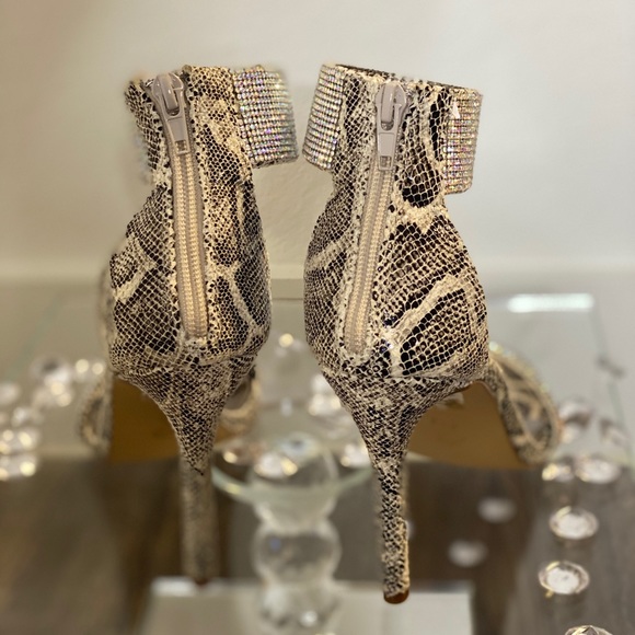 Snake print diamond heels - Picture 7 of 7